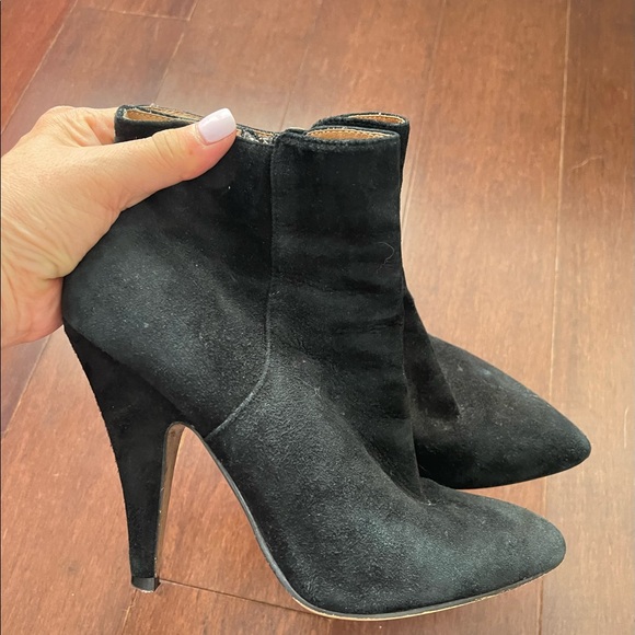 Aldo Bootie Boots - Picture 3 of 5